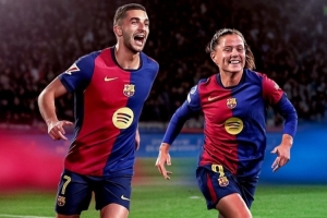 双喜临门！巴萨女足10-2血洗狼堡进欧冠四强，男足3分领跑西甲